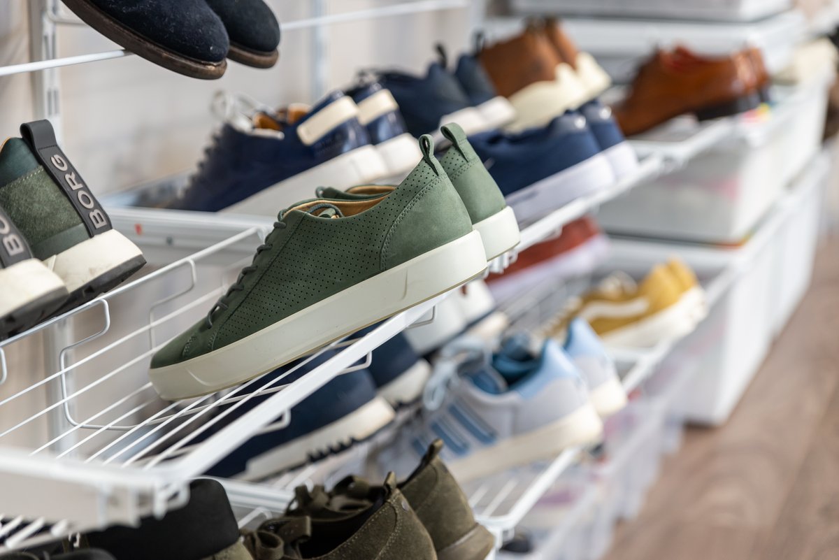 Garderobe komplett bestückt